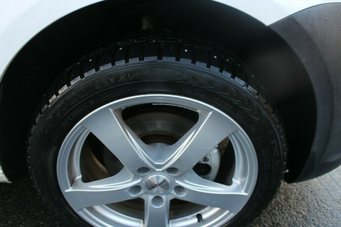 volkswagen-caddy-diesel-2012-big-4