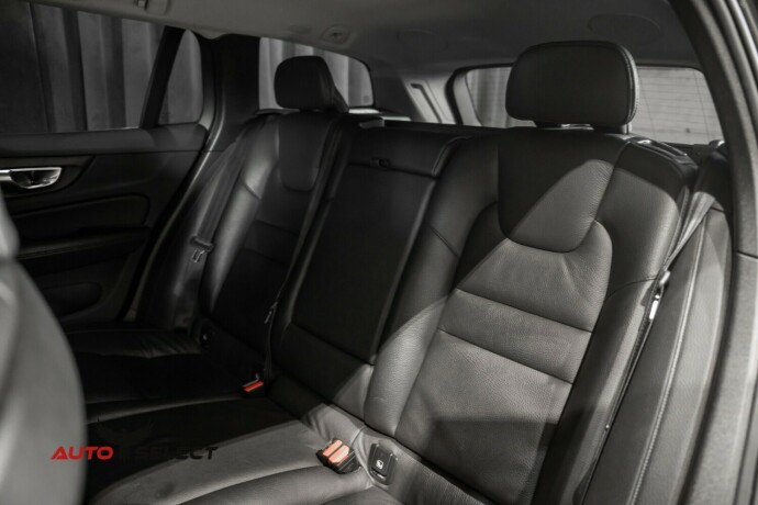 volvo-v60-elektrisitetbensin-2022-big-19