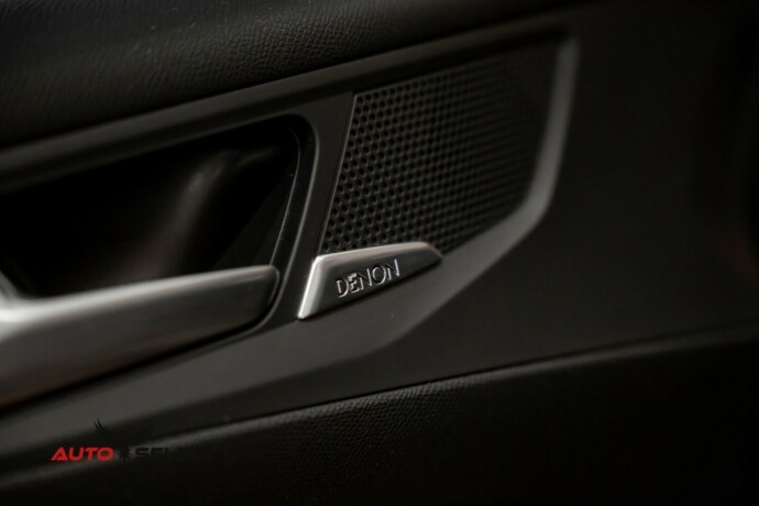 peugeot-308-bensin-2018-big-23