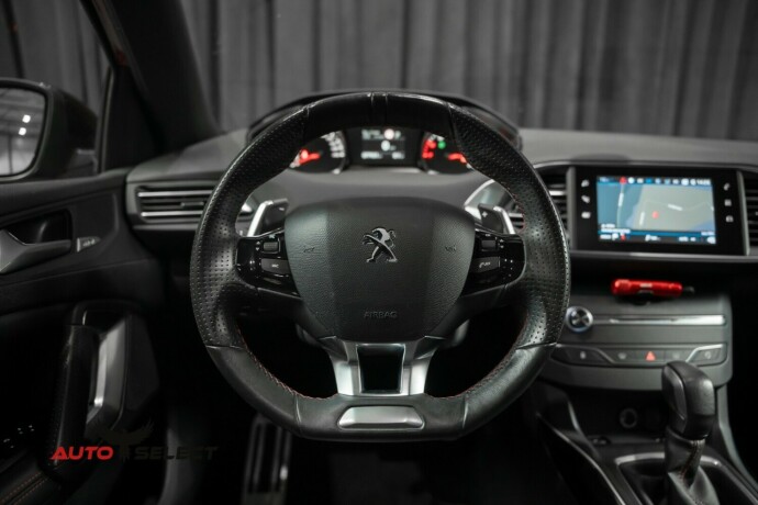 peugeot-308-bensin-2018-big-28