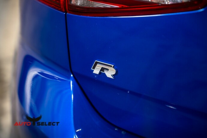 volkswagen-golf-bensin-2015-big-12