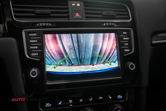 volkswagen-golf-bensin-2015-big-52