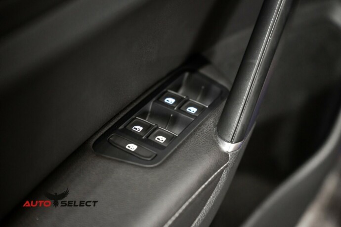 volkswagen-golf-bensin-2015-big-27