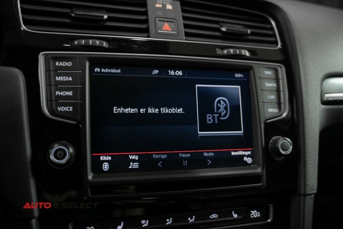 volkswagen-golf-bensin-2015-big-47