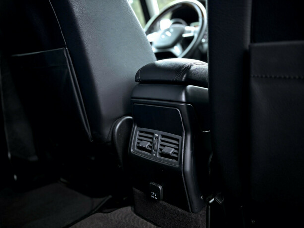 mercedes-benz-gel228ndewagen-bensin-2013-big-13