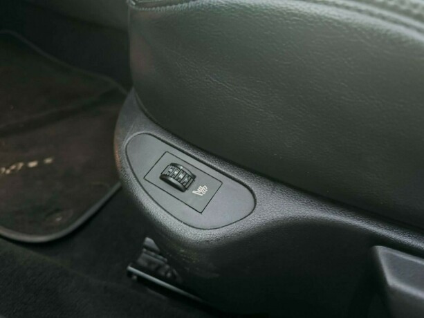 peugeot-308-diesel-2010-big-26