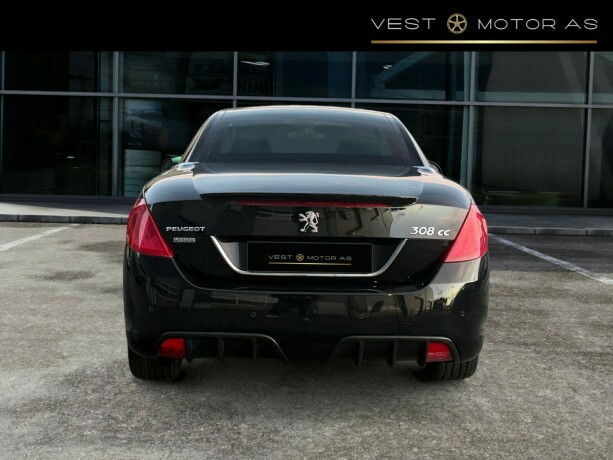 peugeot-308-diesel-2010-big-9