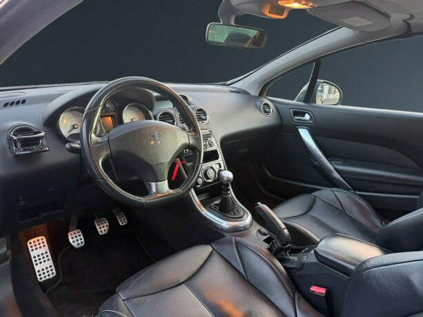 peugeot-308-diesel-2010-big-14