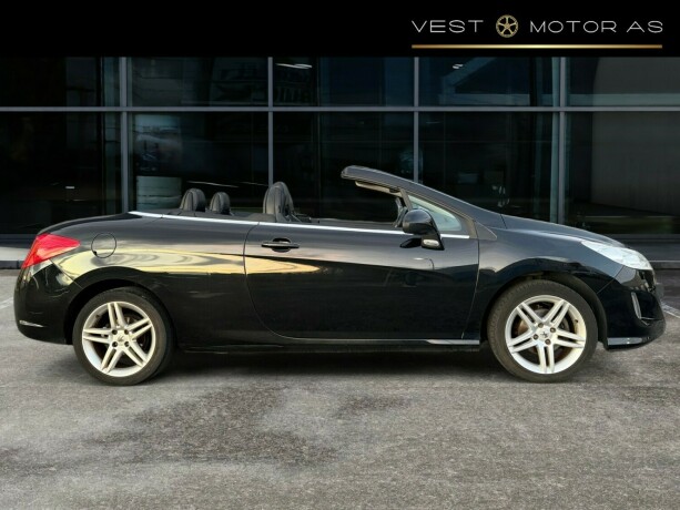 peugeot-308-diesel-2010-big-6