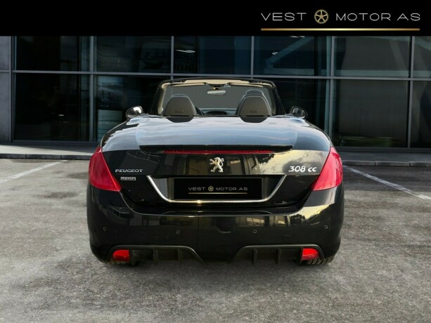 peugeot-308-diesel-2010-big-10