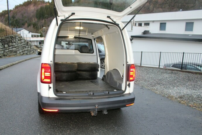 volkswagen-caddy-maxi-diesel-2017-big-4