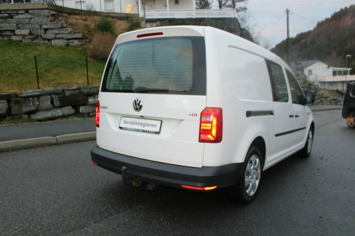 volkswagen-caddy-maxi-diesel-2017-big-3