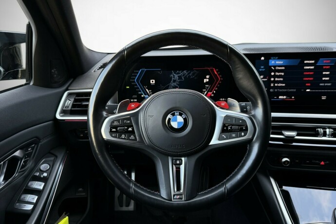 bmw-m3-bensin-2023-big-57