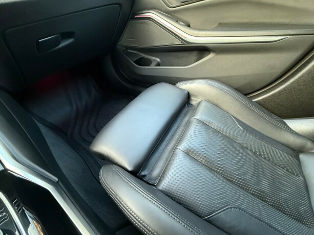 bmw-m3-bensin-2023-big-52