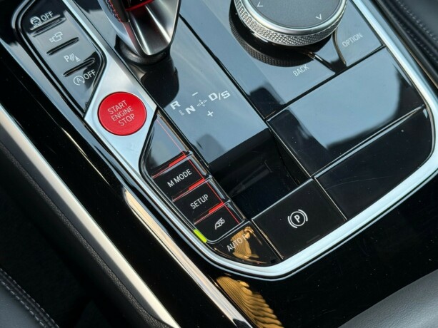 bmw-m3-bensin-2023-big-33