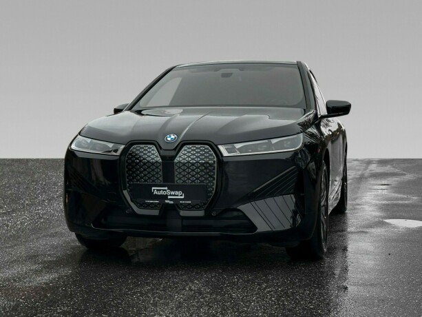 bmw-ix-xdrive-40-elektrisitet-2022-big-2