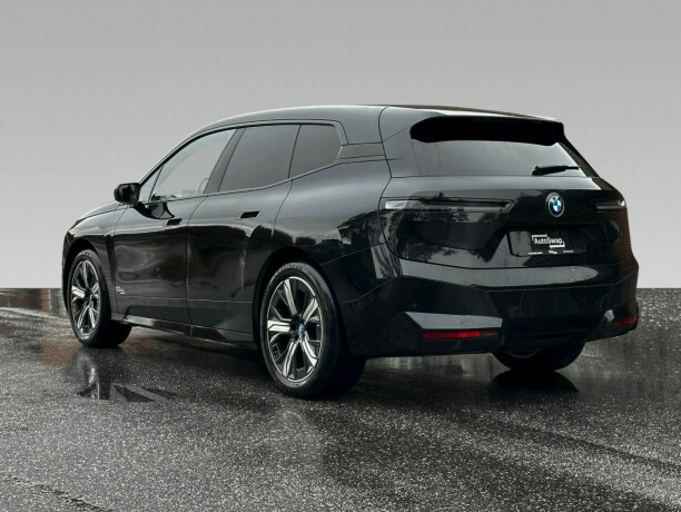 bmw-ix-xdrive-40-elektrisitet-2022-big-8