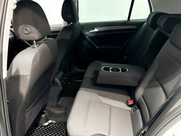 volkswagen-golf-elektrisitet-2020-big-8