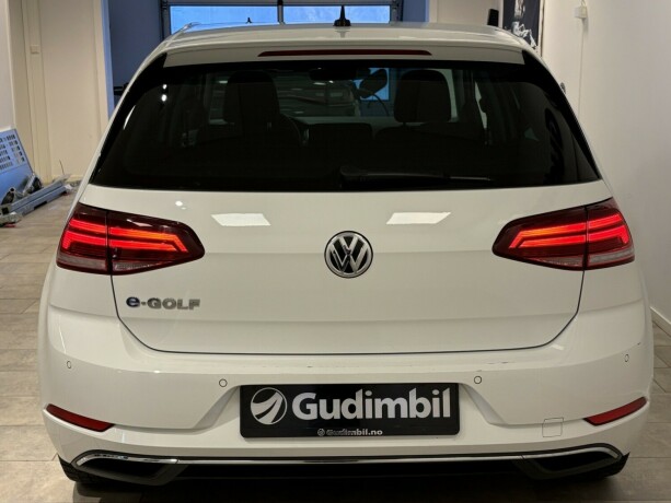 volkswagen-golf-elektrisitet-2020-big-27