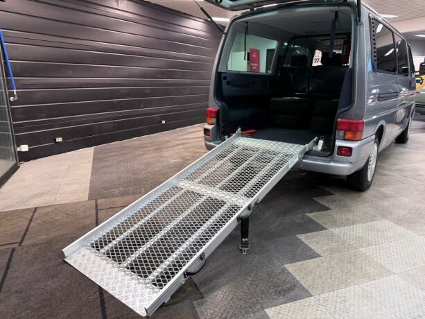 volkswagen-caravelle-diesel-2000-big-24