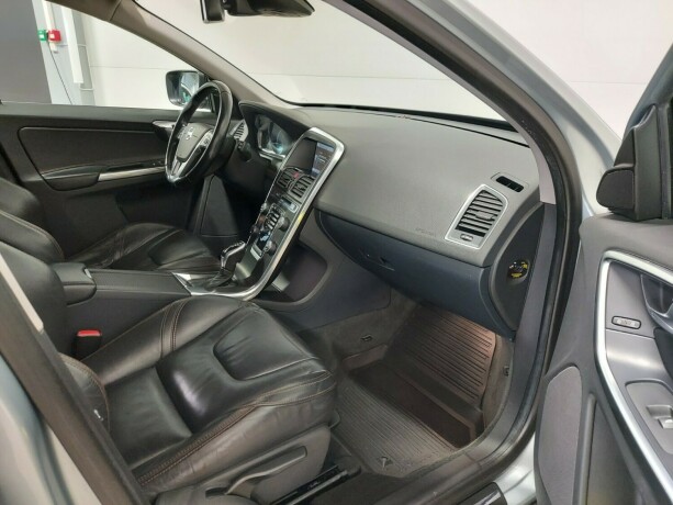 volvo-xc-60-diesel-2014-big-20