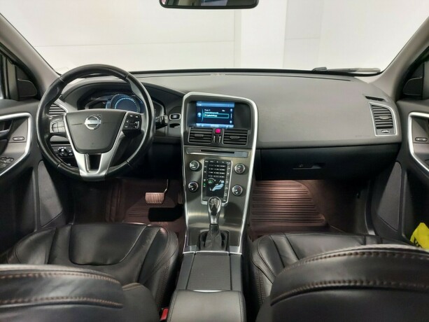 volvo-xc-60-diesel-2014-big-24