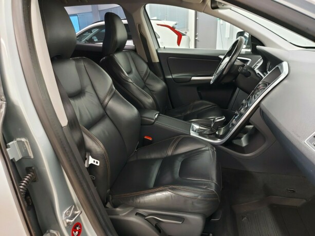 volvo-xc-60-diesel-2014-big-21