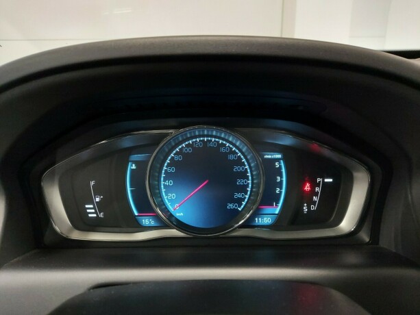 volvo-xc-60-diesel-2014-big-31