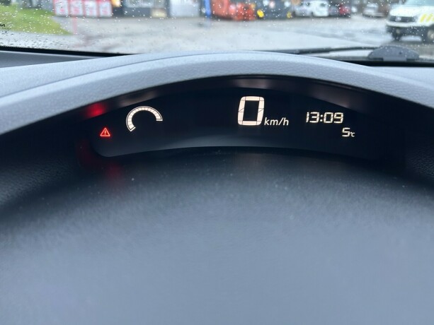 nissan-leaf-elektrisitet-2013-big-19