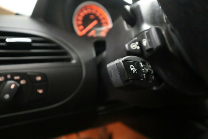 bmw-6-serie-diesel-2009-big-25