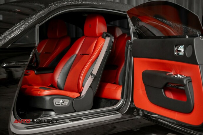 rolls-royce-wraith-bensin-2016-big-21