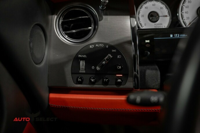 rolls-royce-wraith-bensin-2016-big-40