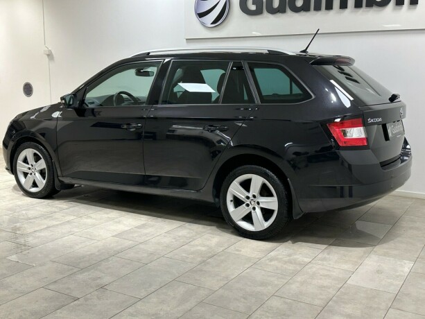 skoda-fabia-bensin-2017-big-1