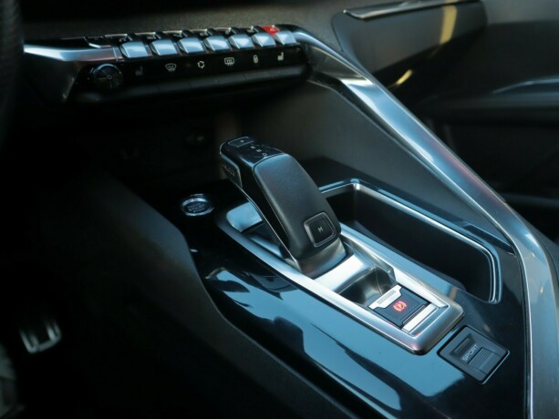 peugeot-5008-diesel-2019-big-18