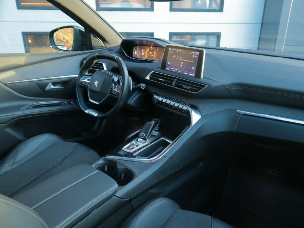 peugeot-5008-diesel-2019-big-12