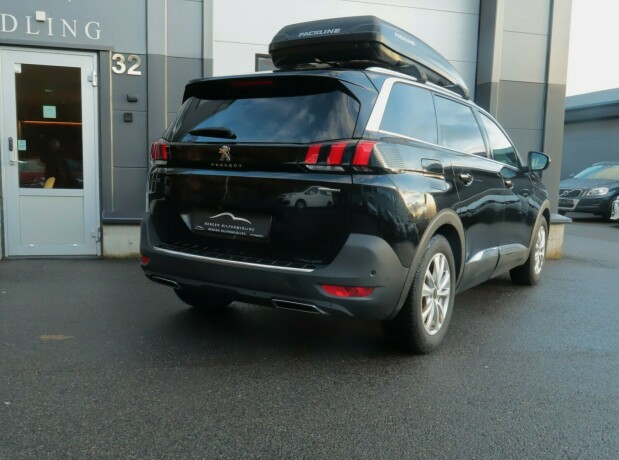 peugeot-5008-diesel-2019-big-3