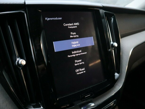 volvo-xc-60-elektrisitetbensin-2019-big-32