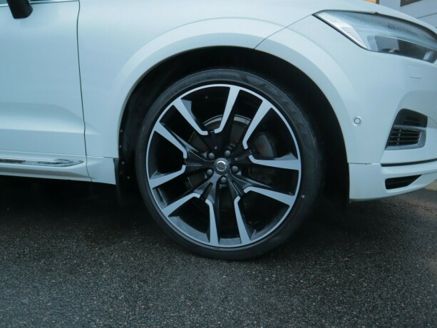 volvo-xc-60-elektrisitetbensin-2019-big-26