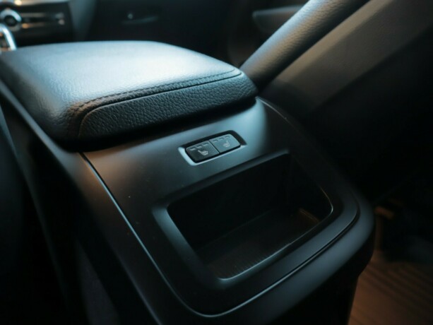 volvo-xc-60-elektrisitetbensin-2019-big-33