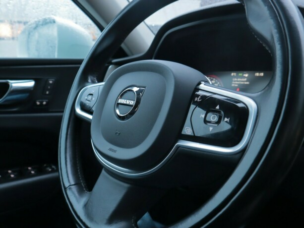 volvo-xc-60-elektrisitetbensin-2019-big-15