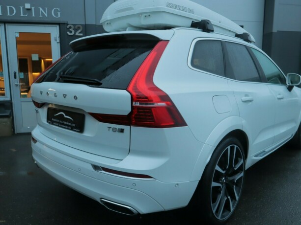 volvo-xc-60-elektrisitetbensin-2019-big-5