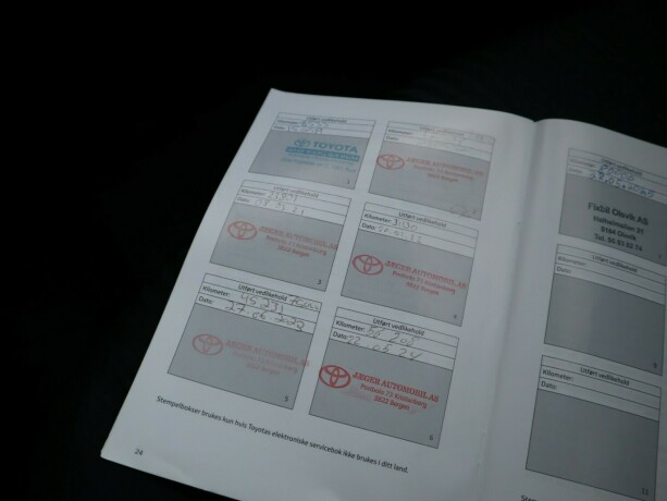 toyota-prius-elektrisitetbensin-2018-big-22