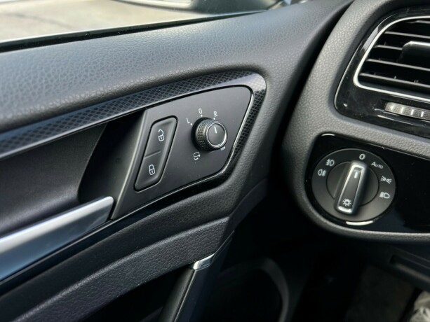 volkswagen-golf-diesel-2014-big-17