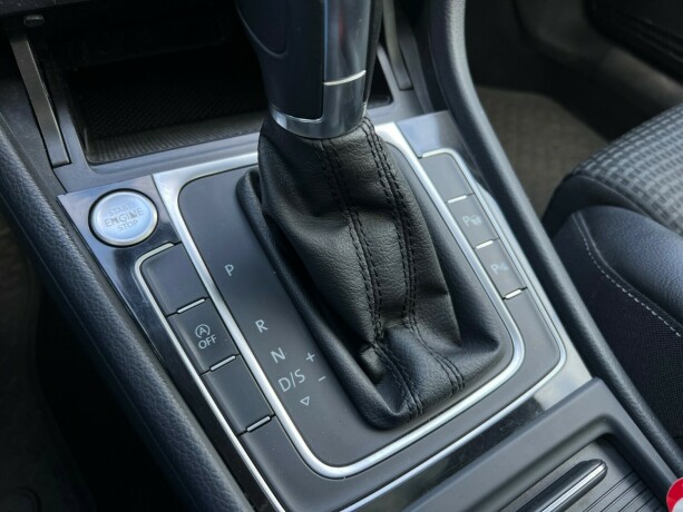 volkswagen-golf-diesel-2014-big-22