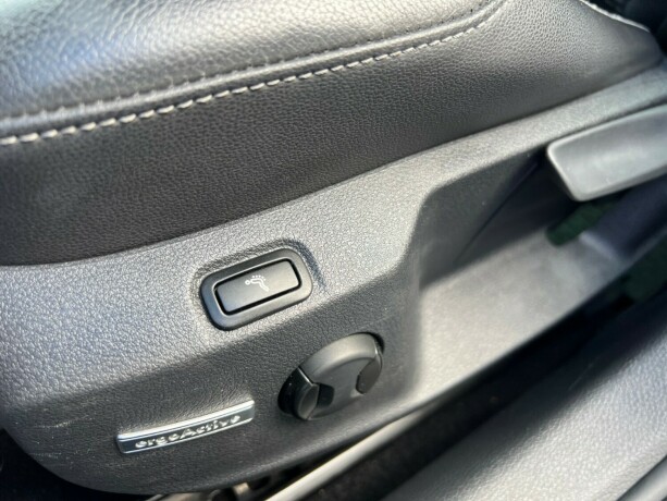 volkswagen-golf-diesel-2014-big-9