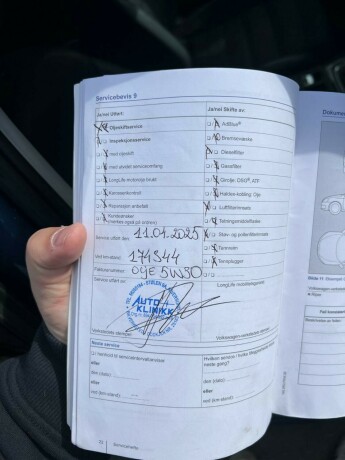 volkswagen-golf-diesel-2014-big-30