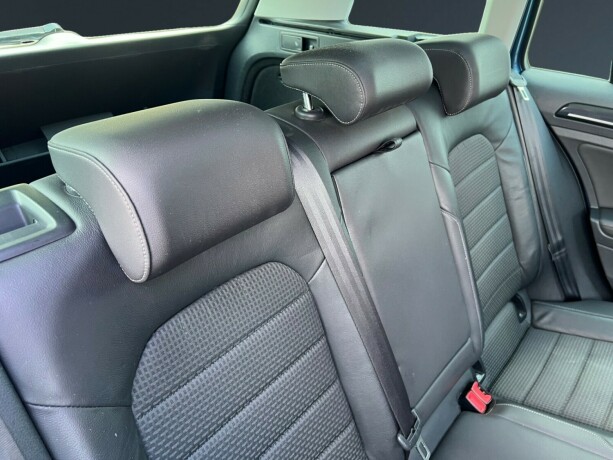 volkswagen-golf-diesel-2014-big-14