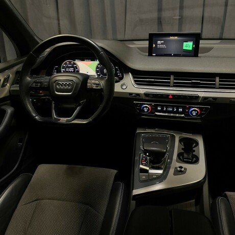 audi-q7-elektrisitetdiesel-2017-big-47