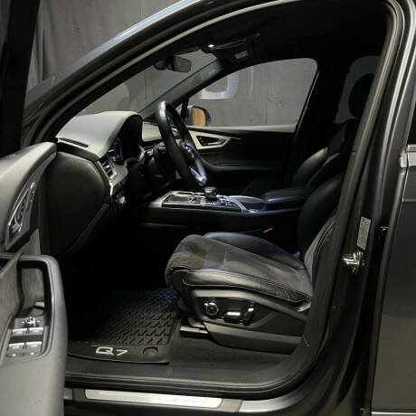 audi-q7-elektrisitetdiesel-2017-big-33