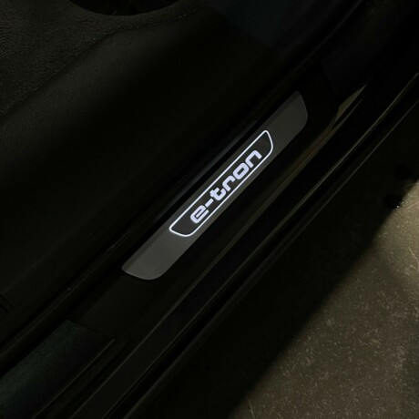 audi-q7-elektrisitetdiesel-2017-big-26